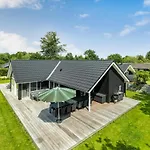 Four-bedroom In Odder
