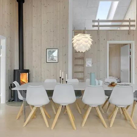 Four-bedroom In Vakantiehuis *